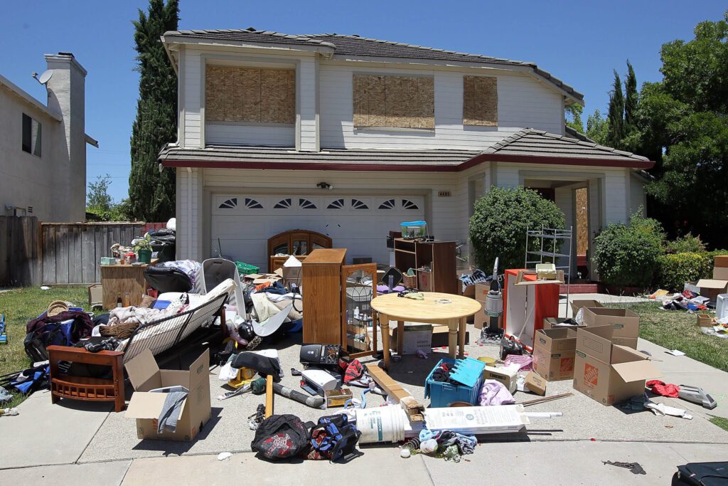 Foreclosure Clean Out-Palm Beach Junk Removal and Trash Haulers