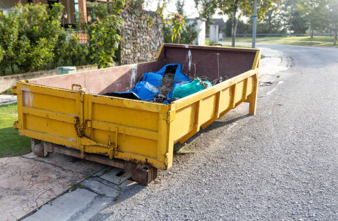 Residential Junk Removal-Palm Beach Junk Removal and Trash Haulers