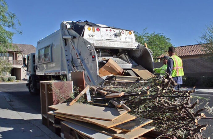 Bulk Trash, Palm Beach Junk Removal and Trash Haulers