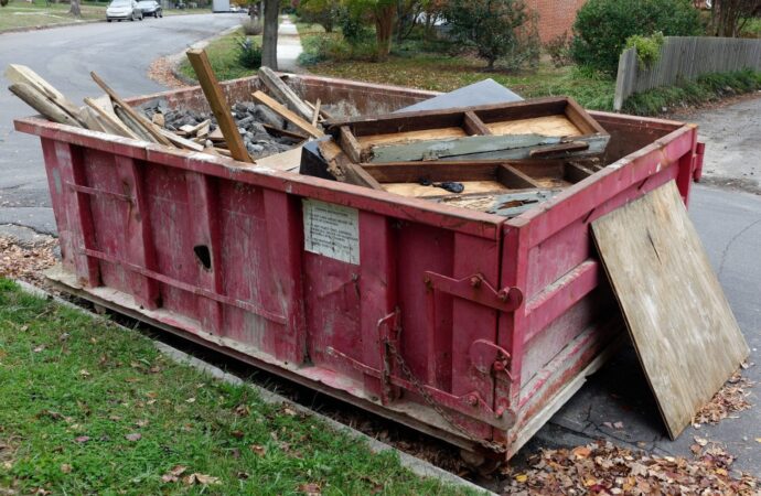 Dumpster rental 10 yard, Palm Beach Junk Removal and Trash Haulers