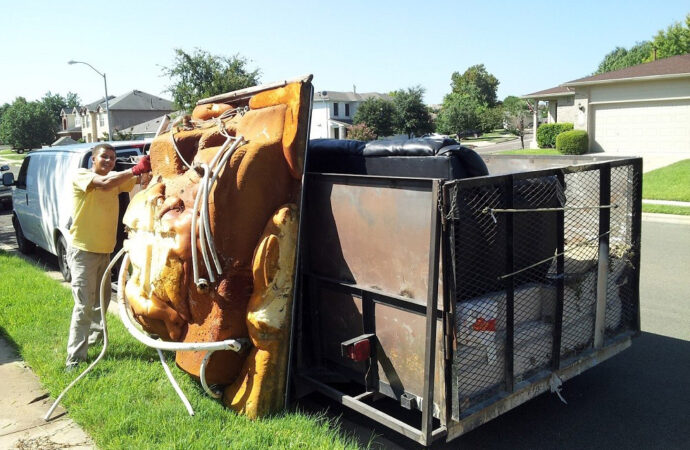 Eviction Trash Outs, Palm Beach Junk Removal and Trash Haulers