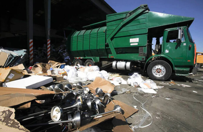 Trash Hauling and Removal, Palm Beach Junk Removal and Trash Haulers